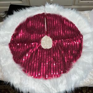 New Table Top Tree Skirt